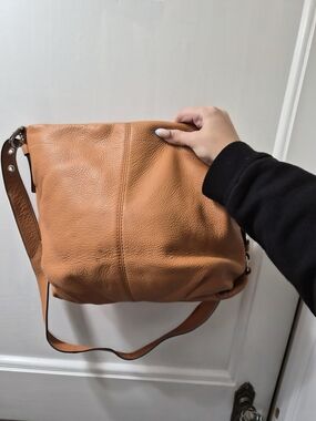 Coach Classic Leather Shoulder Bag in Orange